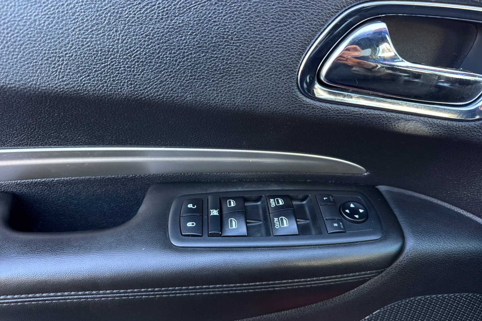 Used 2018 Dodge Durango SXT w/ Quick Order Package 2BB image 10