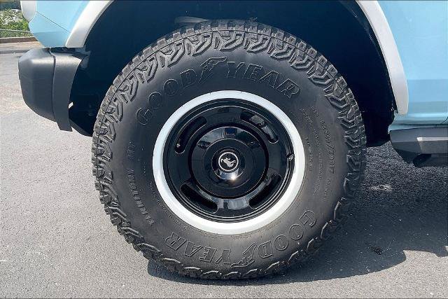 Certified 2023 Ford Bronco Heritage Edition AWD/4WD image 9