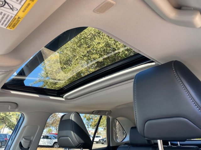 Used 2024 Toyota RAV4 XLE Premium image 27