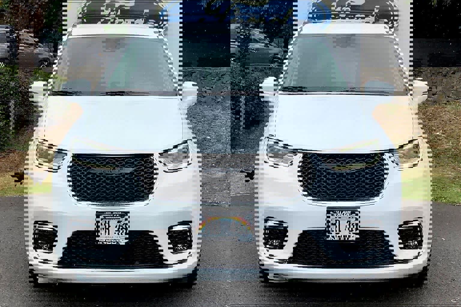 Used 2021 Chrysler Pacifica Touring-L image 7