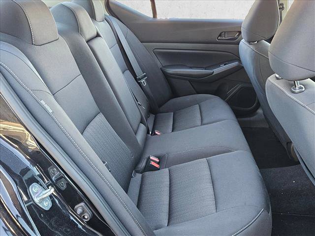 Used 2025 Nissan Altima 2.5 SV image 24