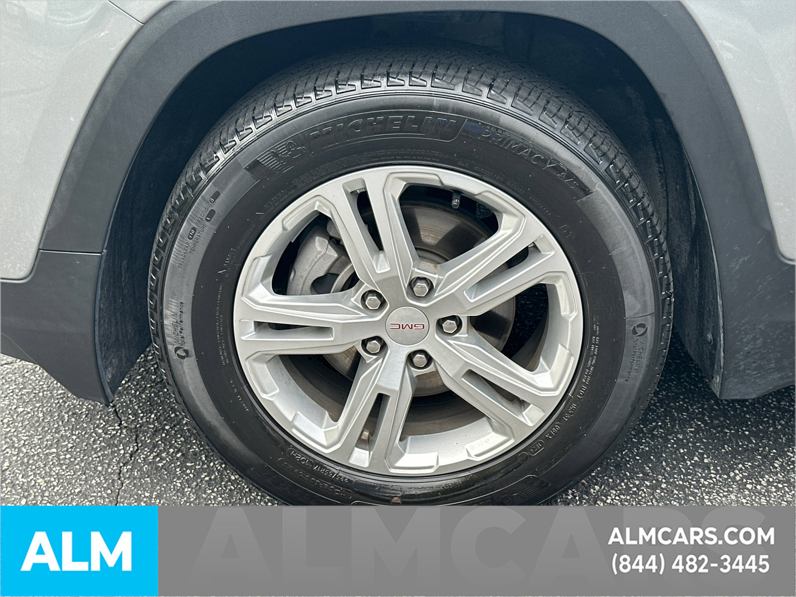 Used 2024 GMC Terrain SLE FWD image 12