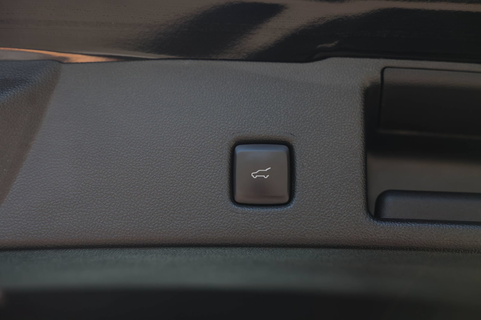 Certified 2023 Ford Escape Active AWD/4WD image 13