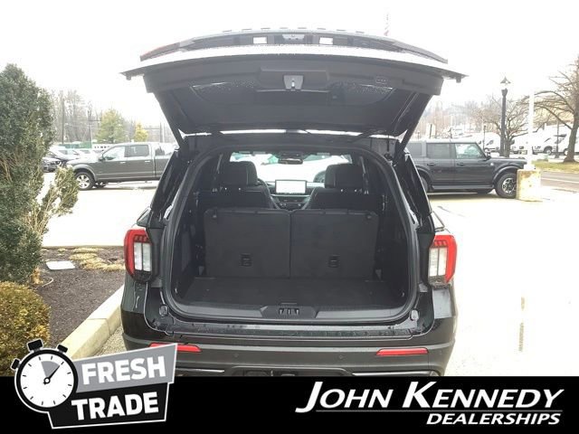 Certified 2025 Ford Explorer ST image 30