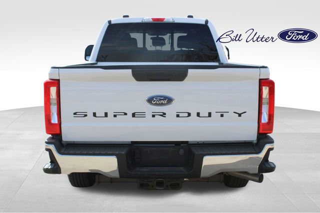 Certified 2024 Ford F250 XL w/ XL Chrome Package image 4