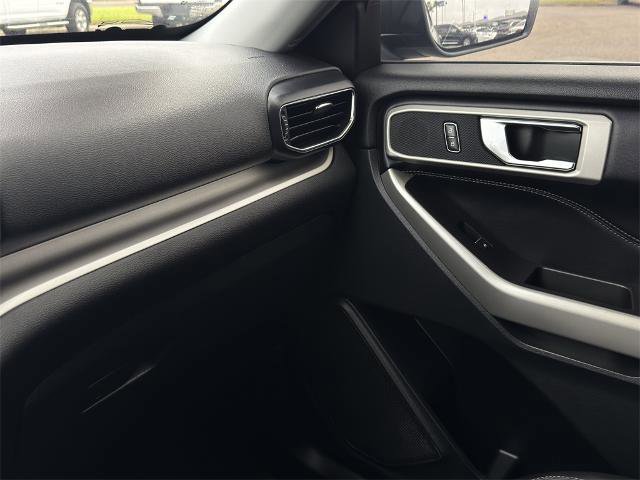 Certified 2021 Ford Explorer XLT w/ Equipment Group 202A image 30