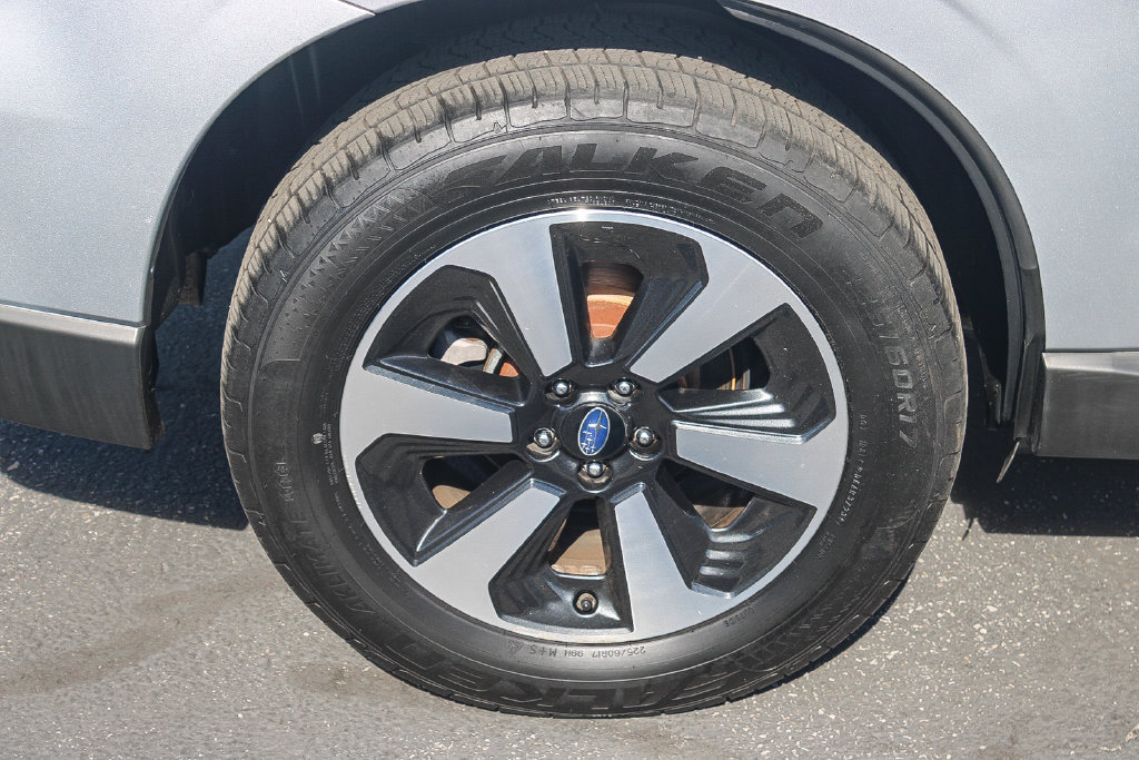Used 2018 Subaru Forester 2.5i w/ Alloy Wheel Package AWD/4WD image 11