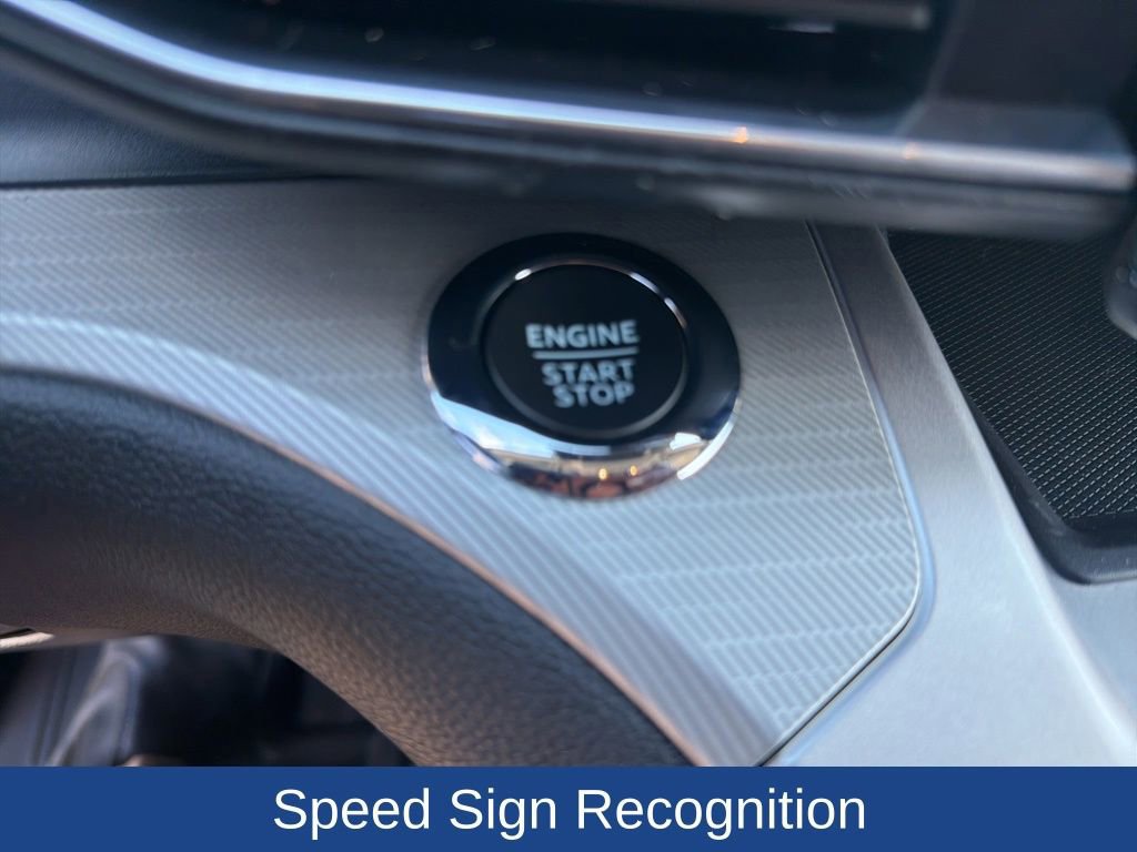 Certified 2022 Ford Explorer XLT w/ Equipment Group 202A image 28