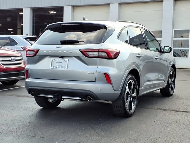 Certified 2024 Ford Escape ST-Line Select w/ Tech Pack #2 AWD/4WD image 4