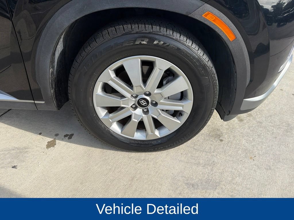 Used 2025 Hyundai Palisade SEL FWD image 13