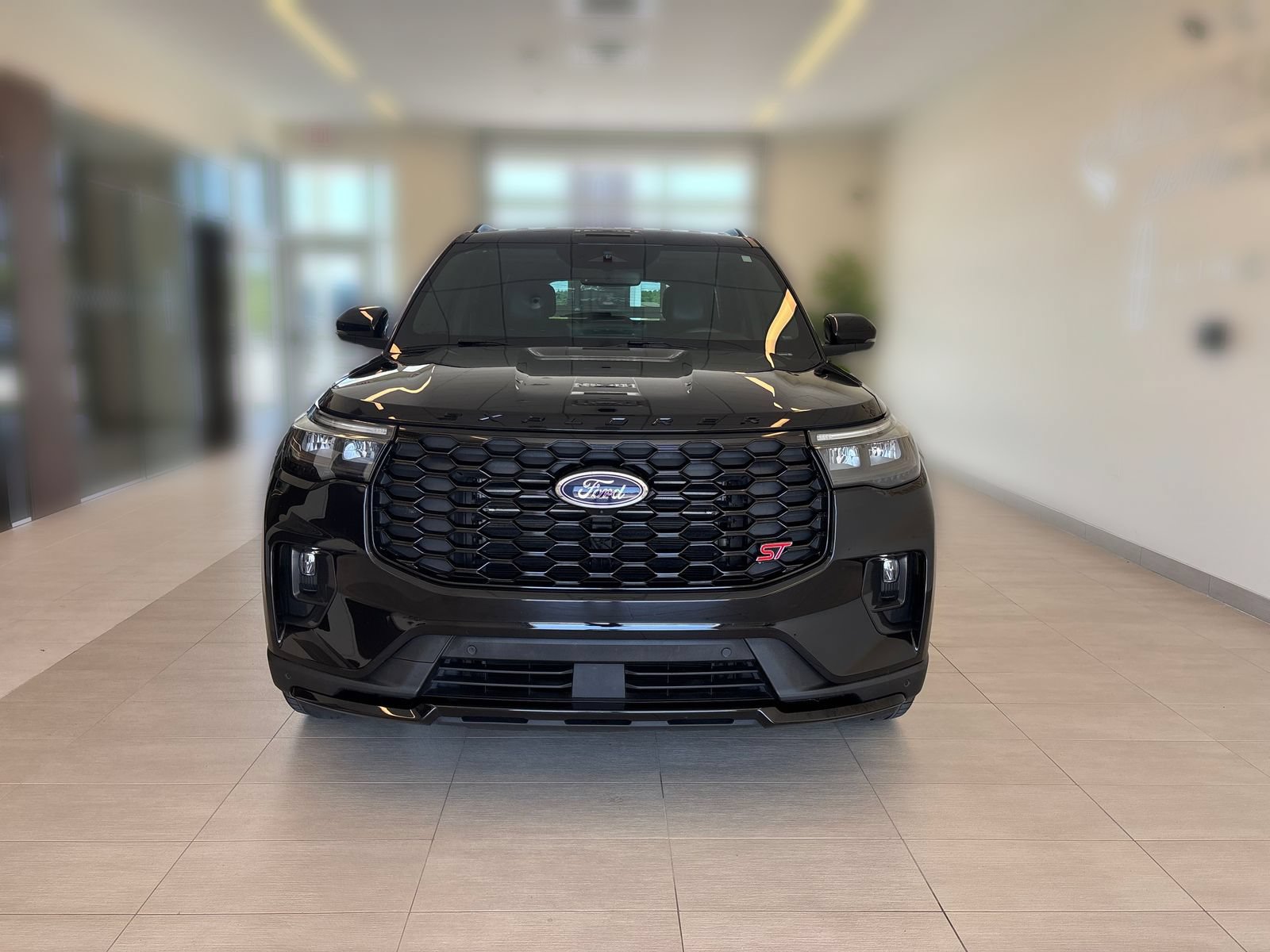 Certified 2025 Ford Explorer ST RWD image 5