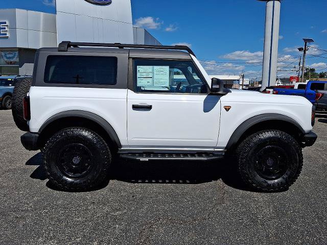 Certified 2022 Ford Bronco Badlands w/ Sasquatch Package AWD/4WD image 7