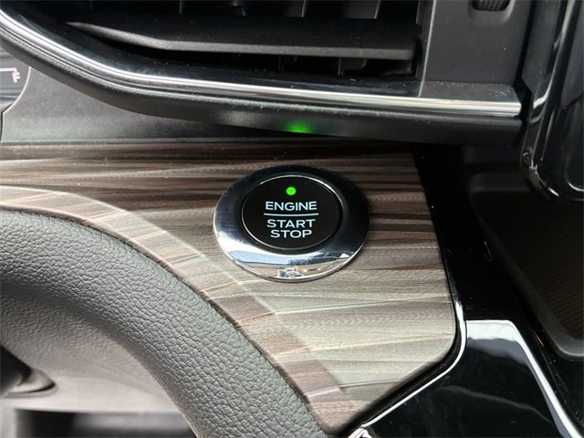 Certified 2021 Ford Explorer Limited w/ Equipment Group 301A image 31