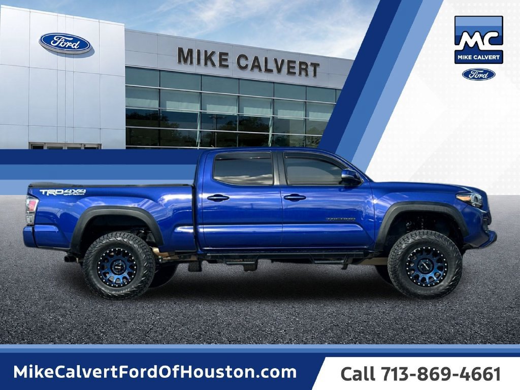 Used 2022 Toyota Tacoma TRD Off-Road w/ TRD Premium Off Road Package AWD/4WD image 6