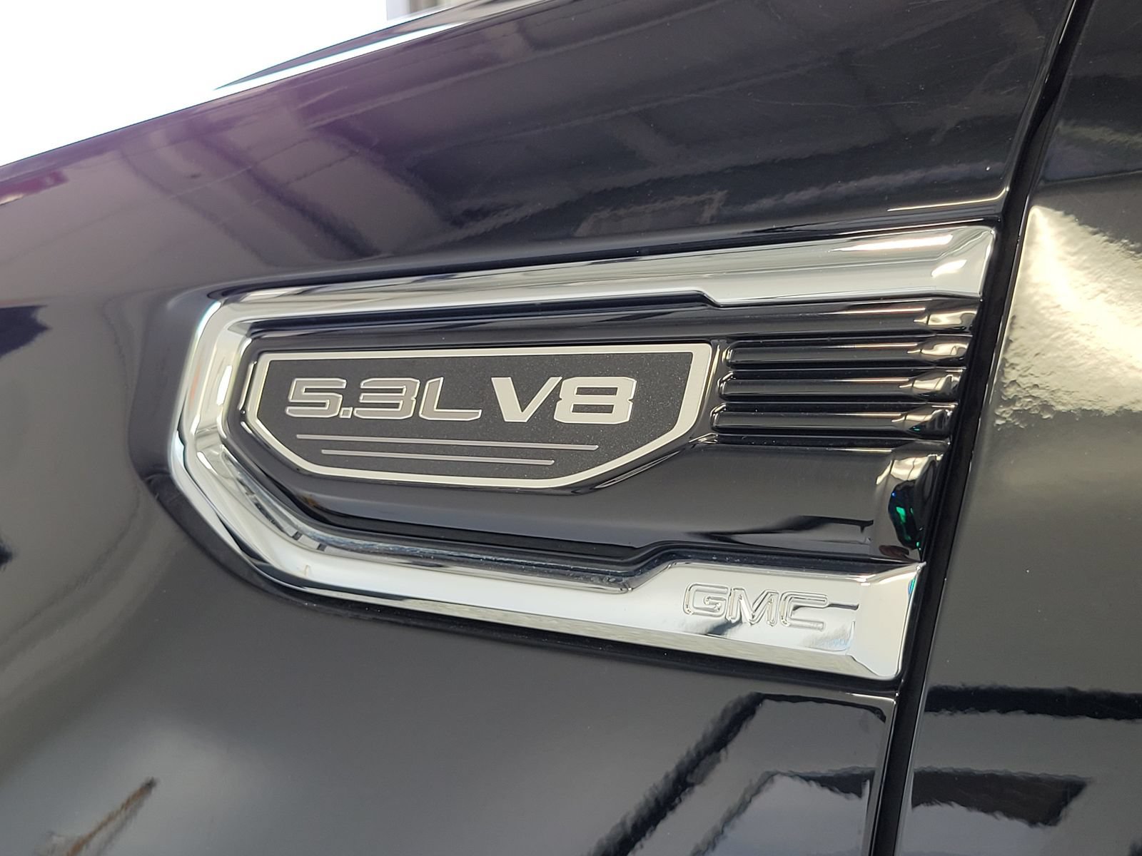Used 2020 GMC Sierra 1500 SLT w/ SLT Premium Package AWD/4WD image 32