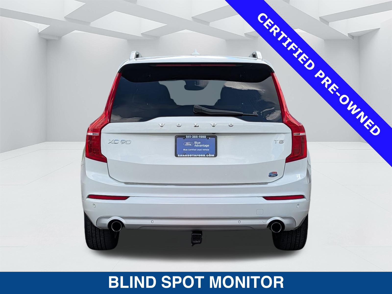 Used 2018 Volvo XC90 T5 Momentum w/ Convenience Package FWD image 6
