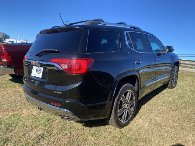 Used 2018 GMC Acadia Denali w/ Technology Package AWD/4WD image 7