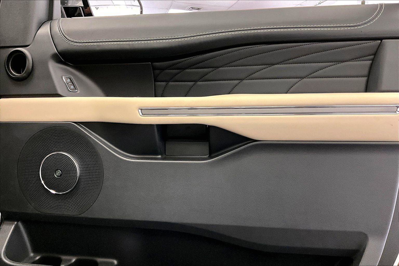 Certified 2024 Ford Expedition Max Platinum image 23