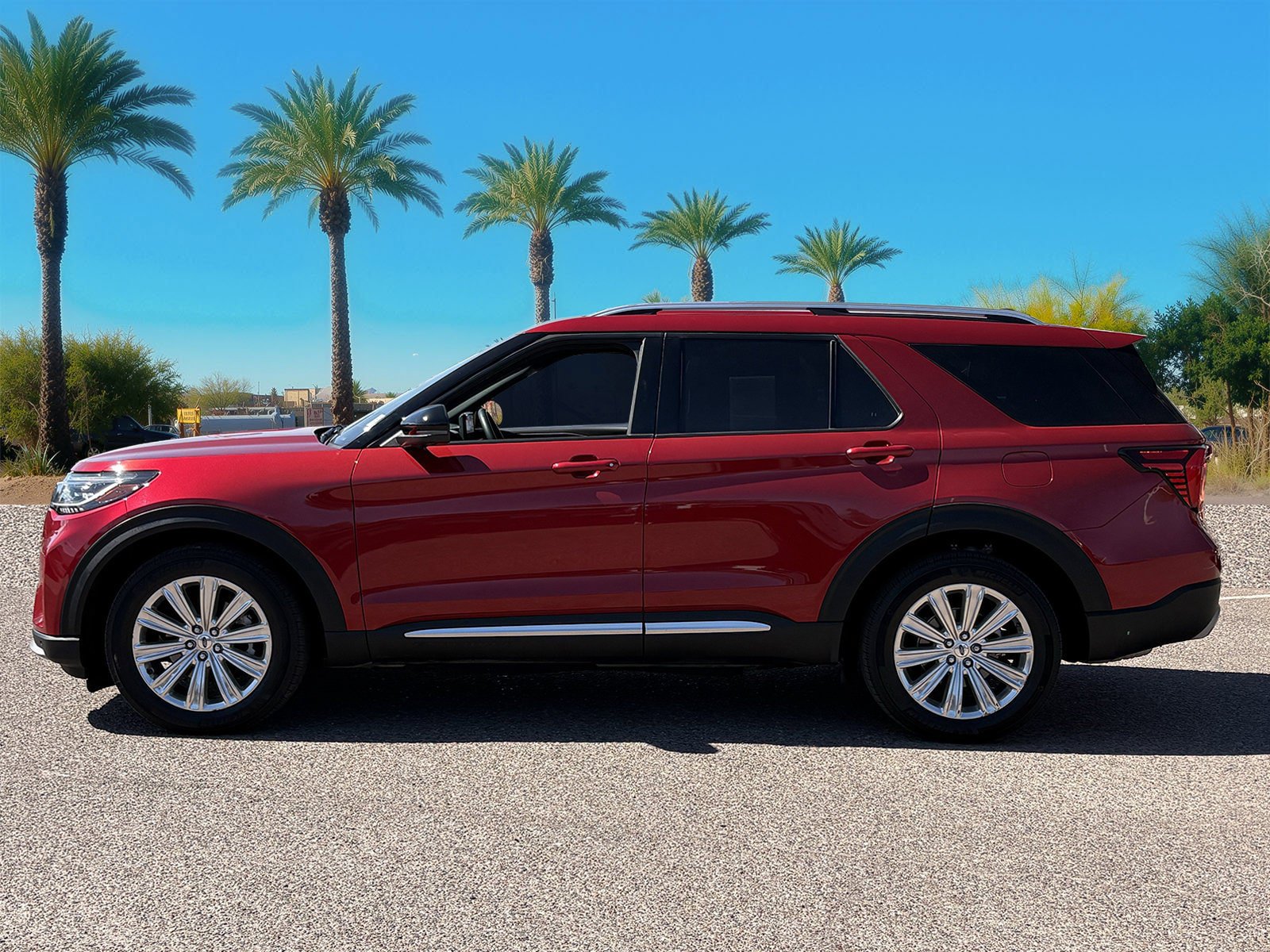 Certified 2025 Ford Explorer Platinum w/ LUX Leather Package AWD/4WD image 2