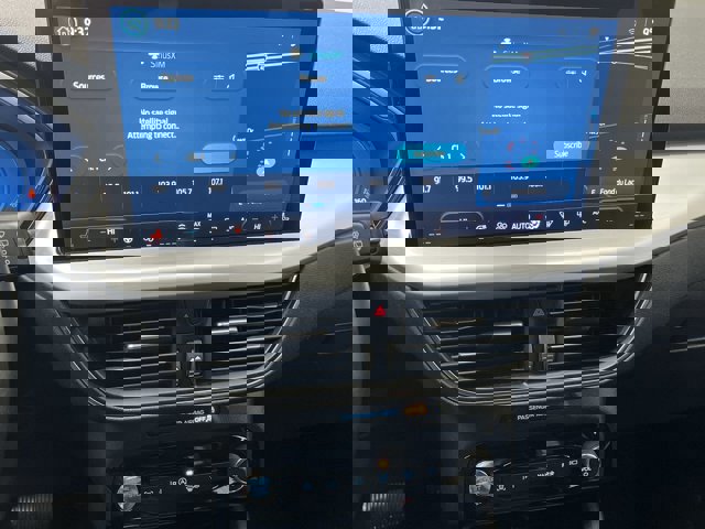 Certified 2024 Ford Escape Platinum image 25