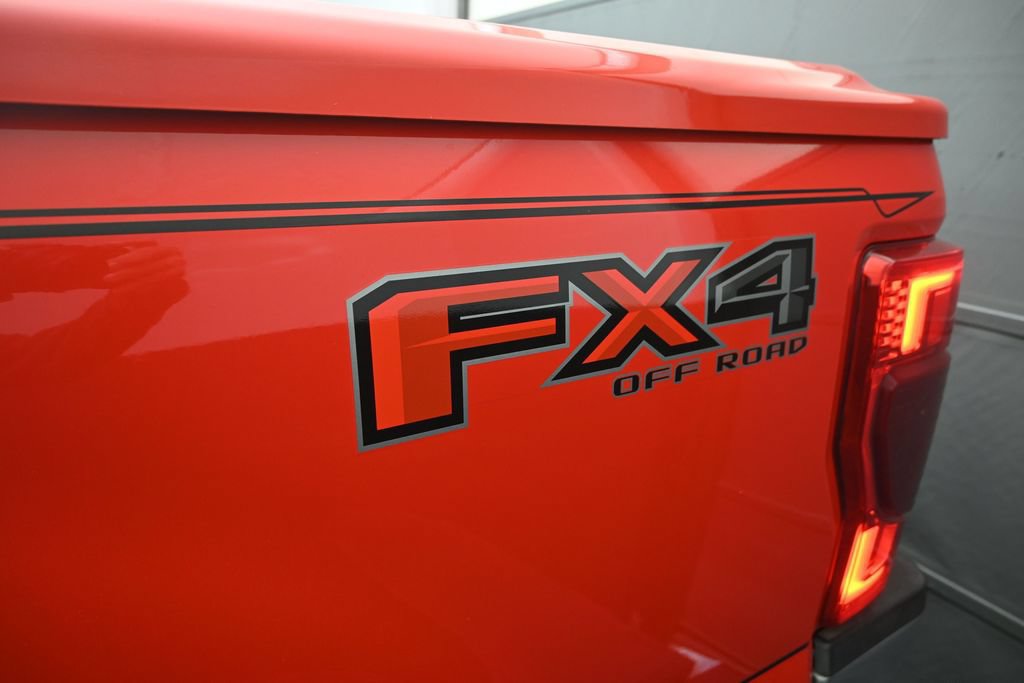 Certified 2021 Ford F250 Lariat w/ Lariat Ultimate Package AWD/4WD image 23