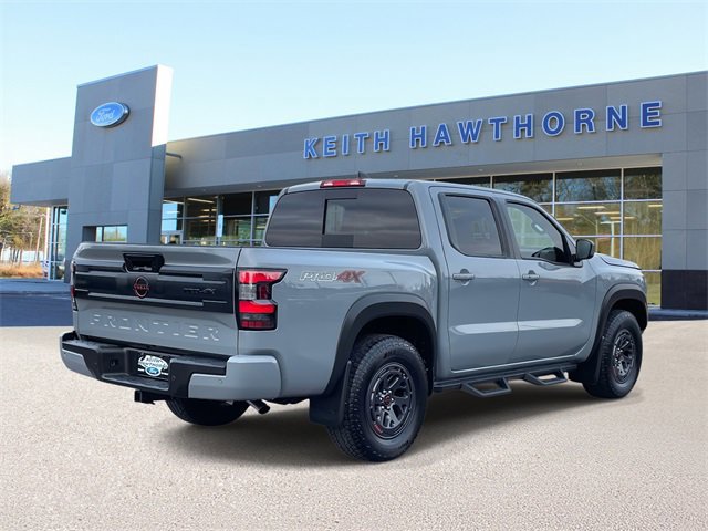 Used 2025 Nissan Frontier PRO-4X image 4