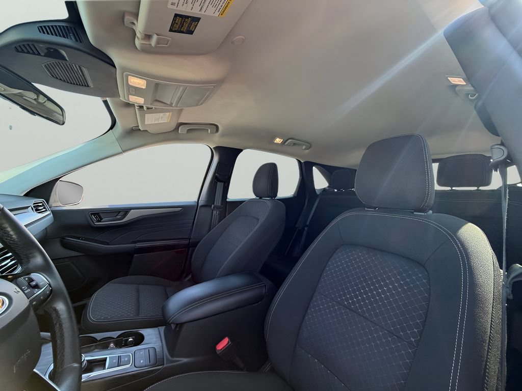 Certified 2024 Ford Escape Active w/ Cold Weather Package FWD image 16