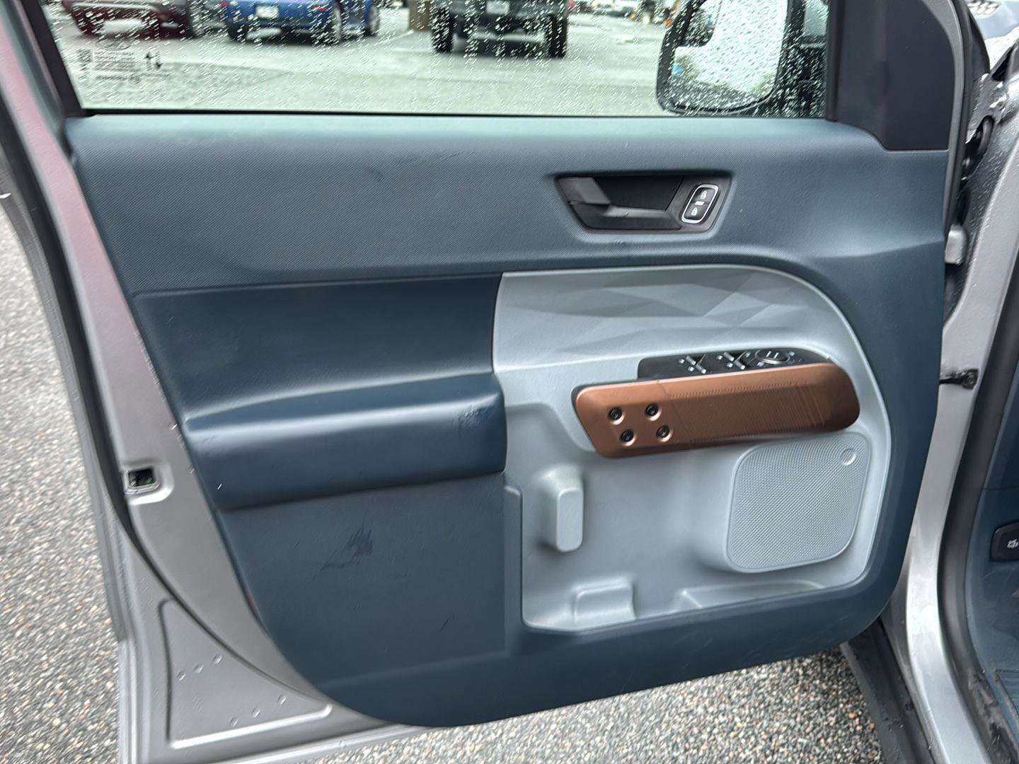 Certified 2023 Ford Maverick Lariat w/ Equipment Group 500A Standard image 14