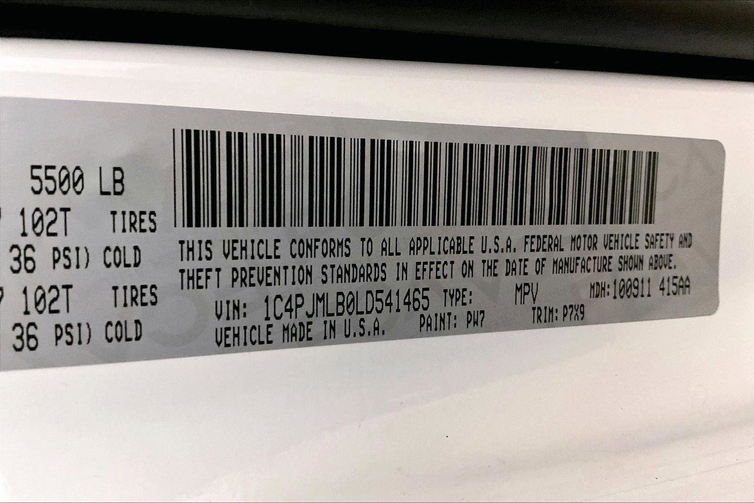 Used 2020 Jeep Cherokee Latitude Plus w/ Cold Weather Group image 32