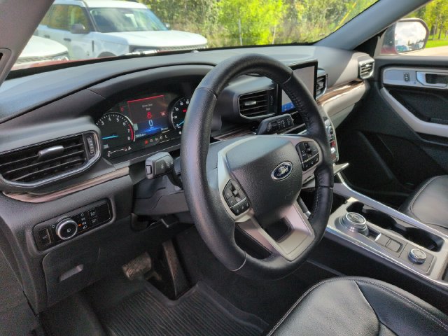 Certified 2023 Ford Explorer Limited AWD/4WD image 30