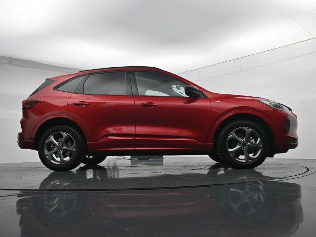 Certified 2023 Ford Escape ST-Line w/ Tech Pack #1 AWD/4WD image 41