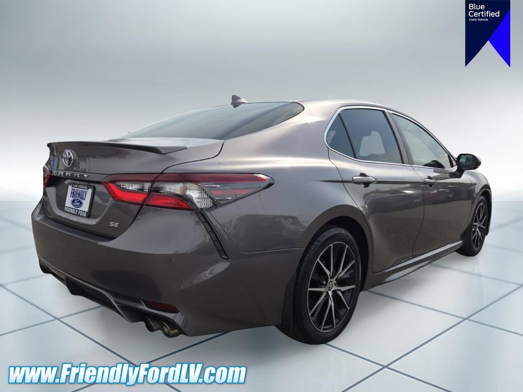 Used 2021 Toyota Camry SE w/ Carpet Mat Package (TMS) FWD image 6