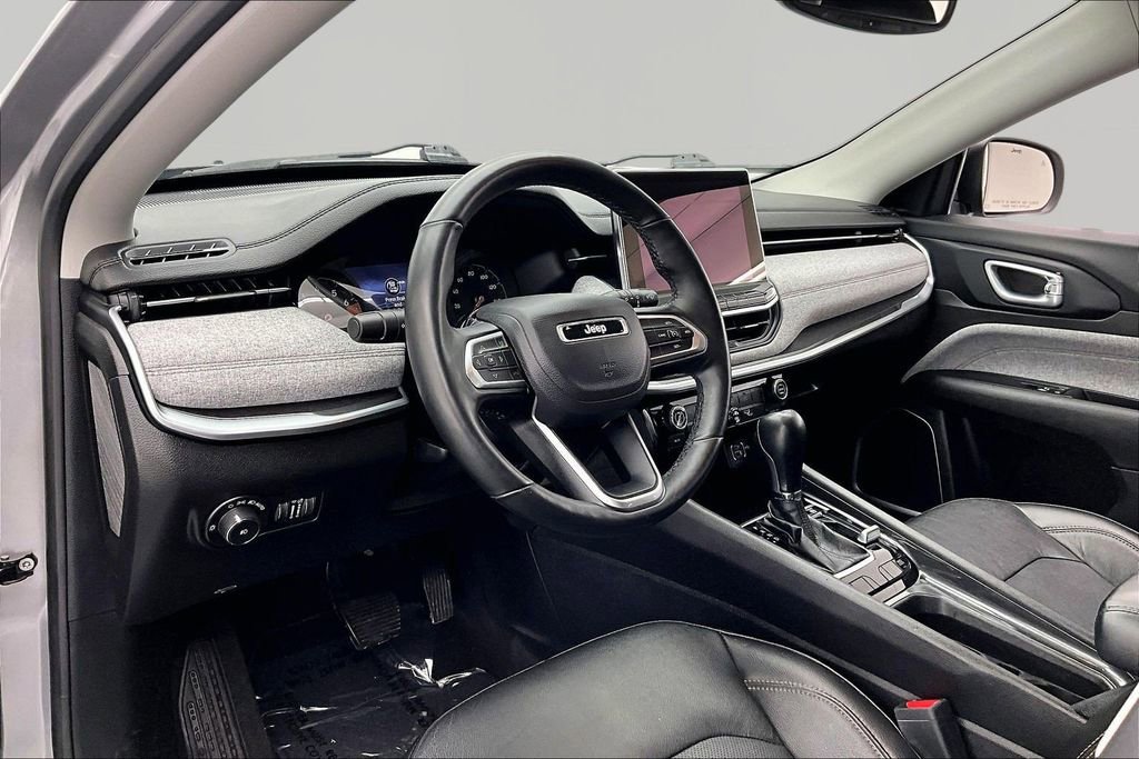 Used 2022 Jeep Compass Latitude AWD/4WD image 14