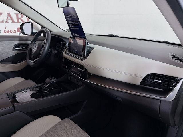 Used 2021 Nissan Rogue SV FWD image 32