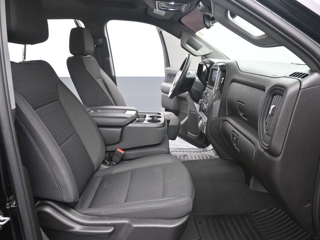 Used 2025 Chevrolet Silverado 1500 Custom image 21