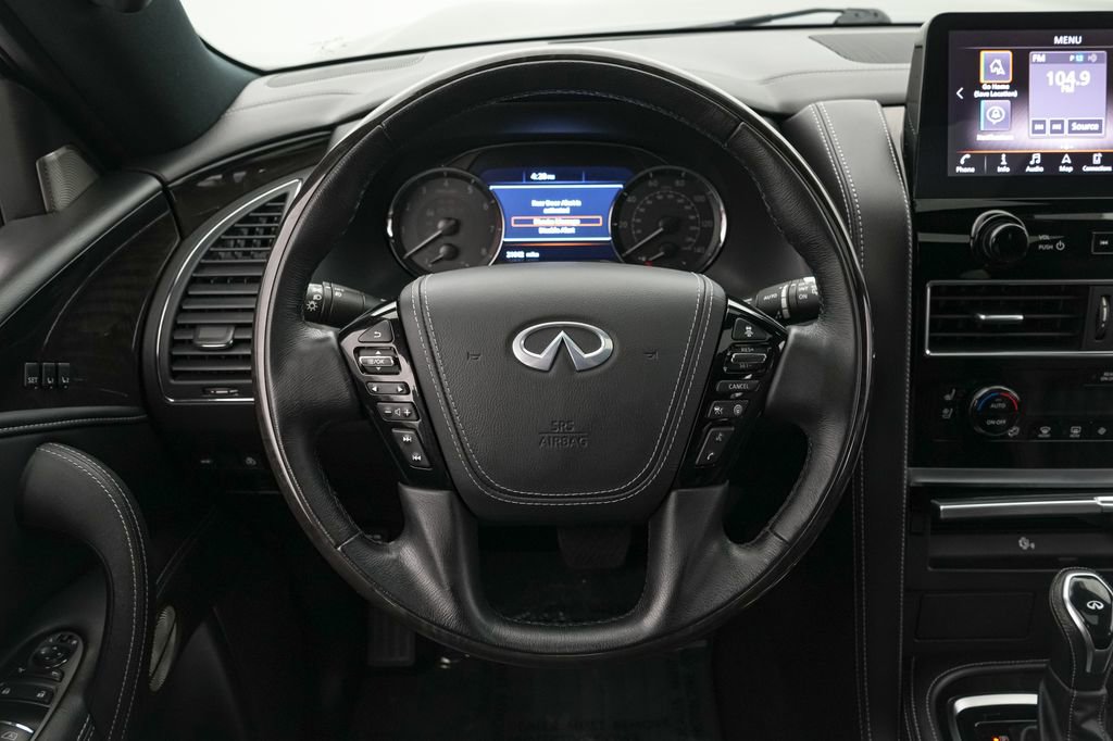 Used 2024 INFINITI QX80 Sensory AWD/4WD image 13