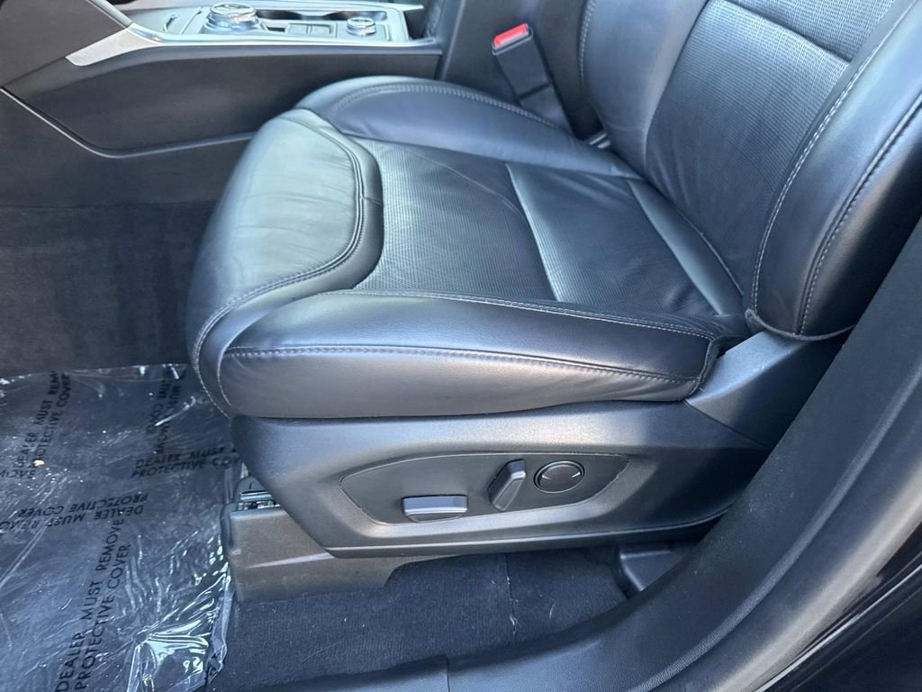 Certified 2022 Ford Explorer Platinum w/ Equipment Group 601A image 20