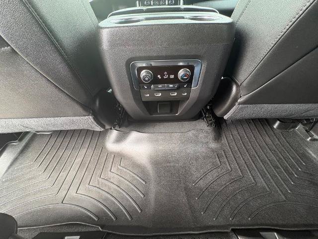 Used 2021 Chevrolet Tahoe Premier w/ Premium Package AWD/4WD image 22