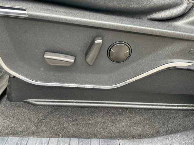 Certified 2024 Ford F250 Lariat w/ Sport Appearance Package image 38