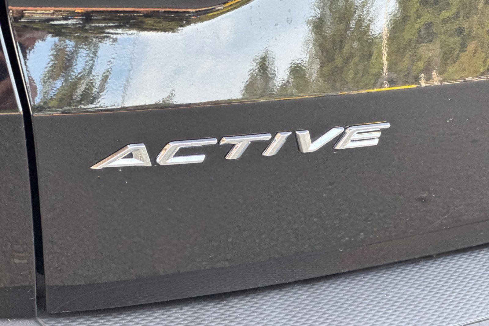 Certified 2025 Ford Escape Active FWD image 32
