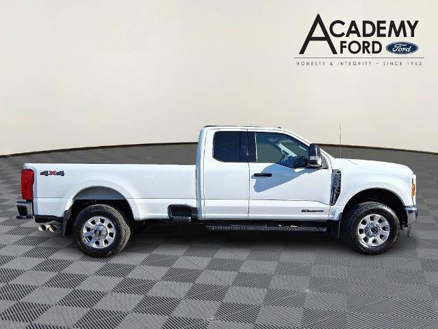 Certified 2023 Ford F350 XLT w/ Snow Plow/Camper Package AWD/4WD image 7