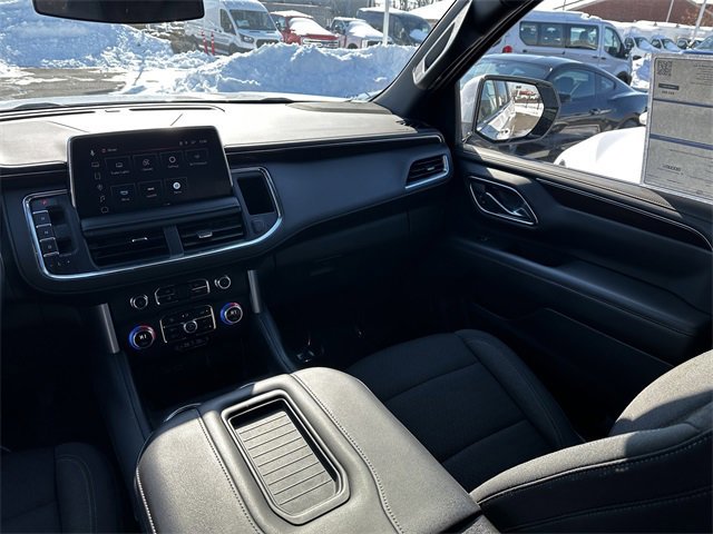 Used 2023 GMC Yukon XL SLE image 18