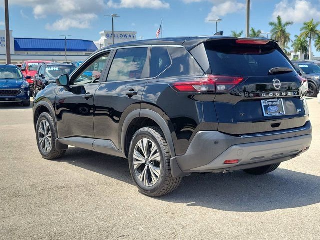 Used 2023 Nissan Rogue SV FWD image 4