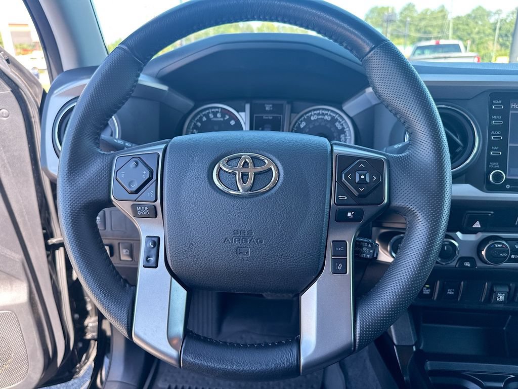 Used 2023 Toyota Tacoma SR5 w/ Technology Package AWD/4WD image 18