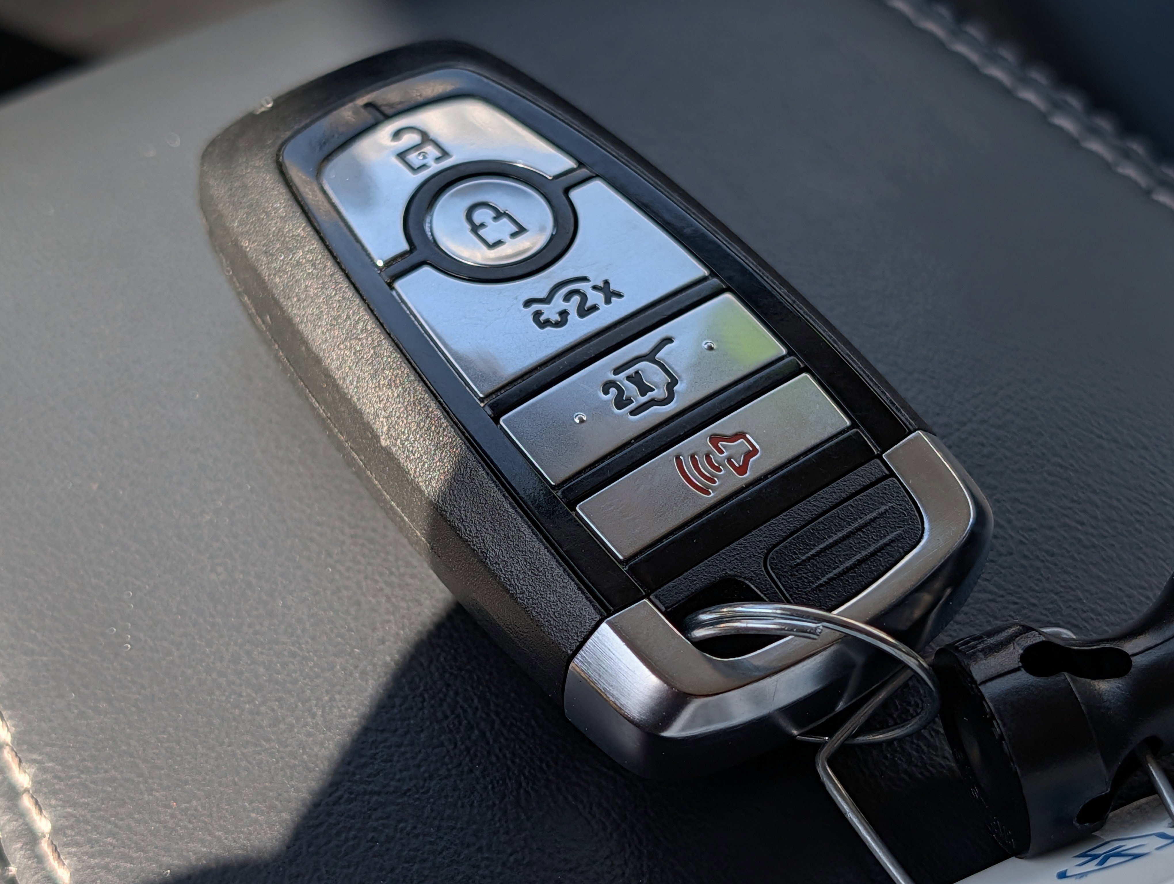 Certified 2025 Ford Mustang Mach-E Select w/ Comfort Package Lite RWD image 33