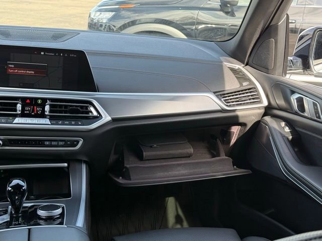 Used 2023 BMW X5 xDrive40i AWD/4WD image 52