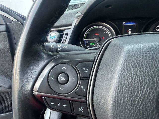Used 2022 Toyota Camry SE FWD image 14