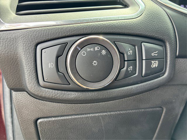 Certified 2019 Ford Edge Titanium w/ Equipment Group 301A AWD/4WD image 17