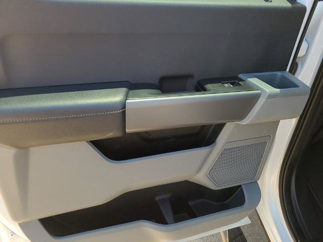 Certified 2025 Ford F250 4x4 Crew Cab Super Duty image 13
