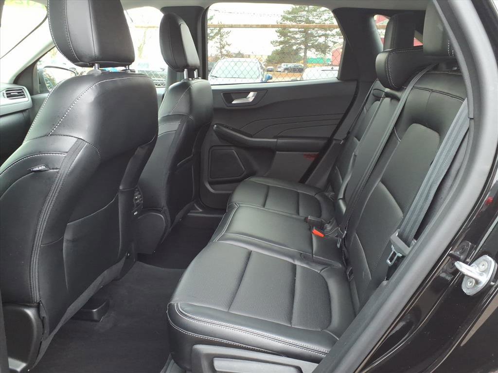 Certified 2023 Ford Escape Platinum image 11